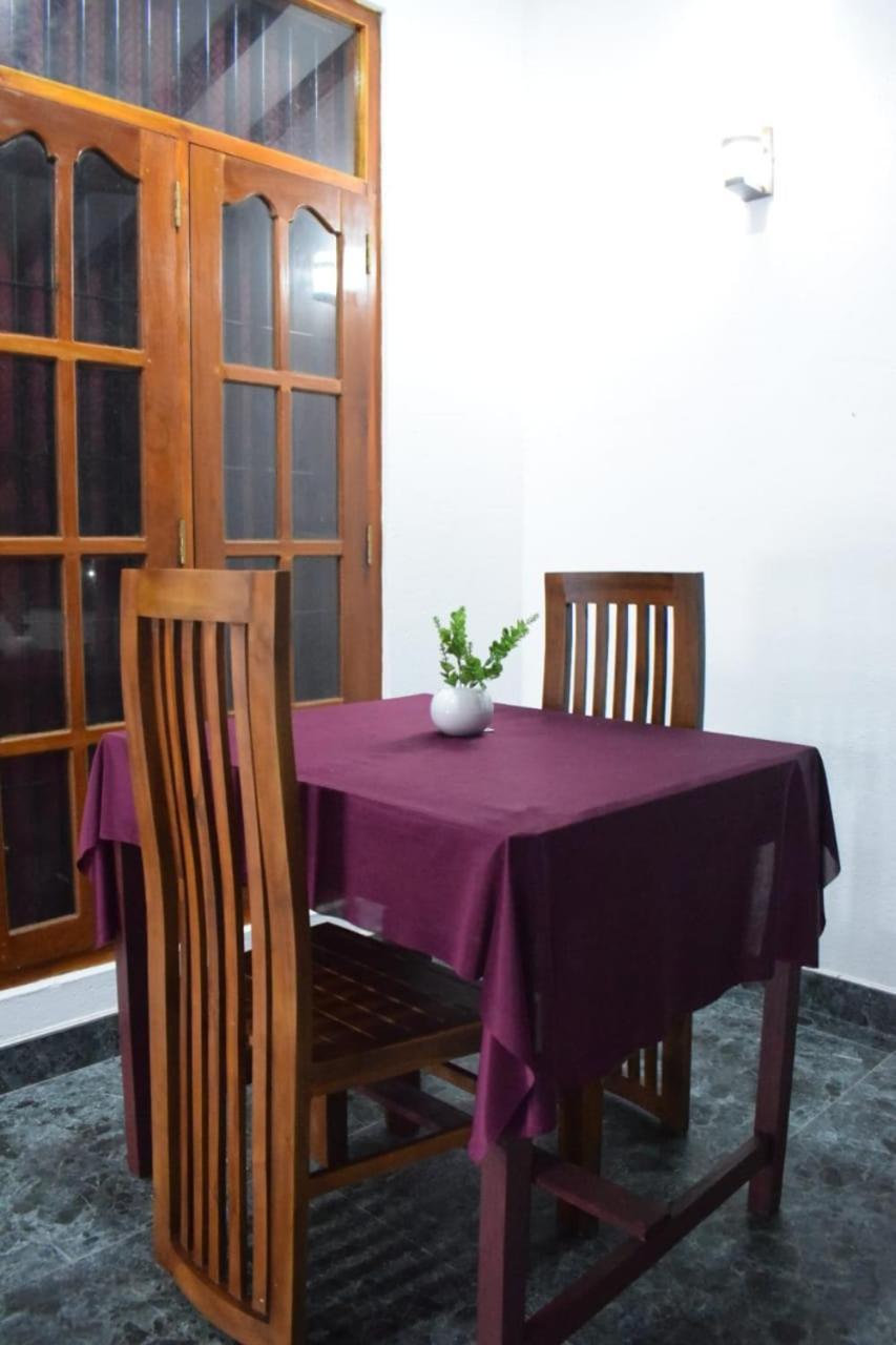 The Alexis'S Guest House نيجومبو المظهر الخارجي الصورة